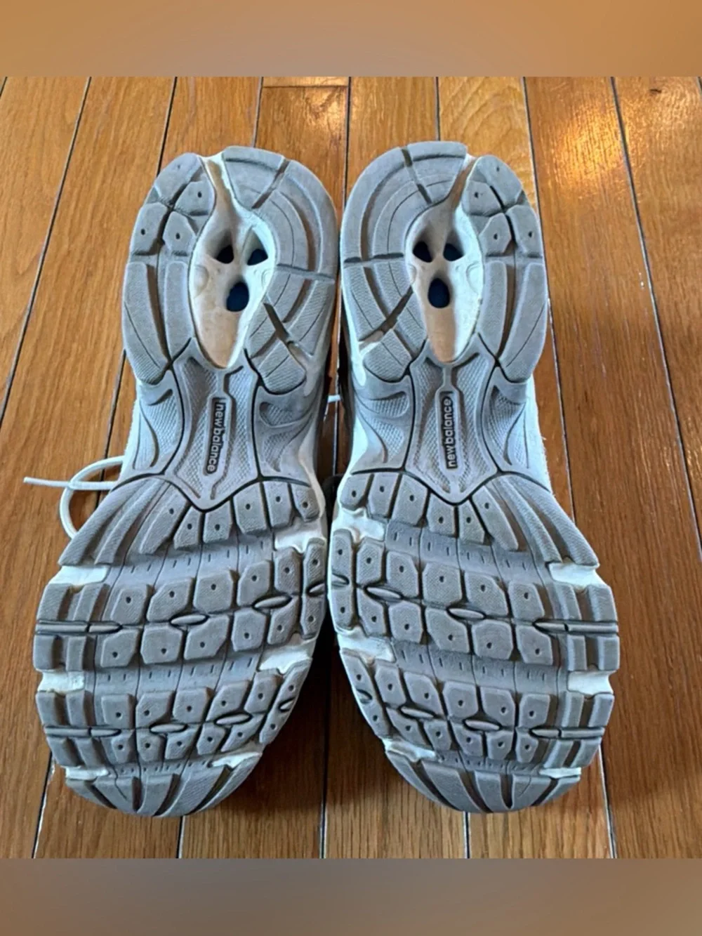 New Balance 530 Tennis Shoes Sneakers Youth Unisex Sz Girl Boy 4 GR530KE Grey - Picture 7 of 9